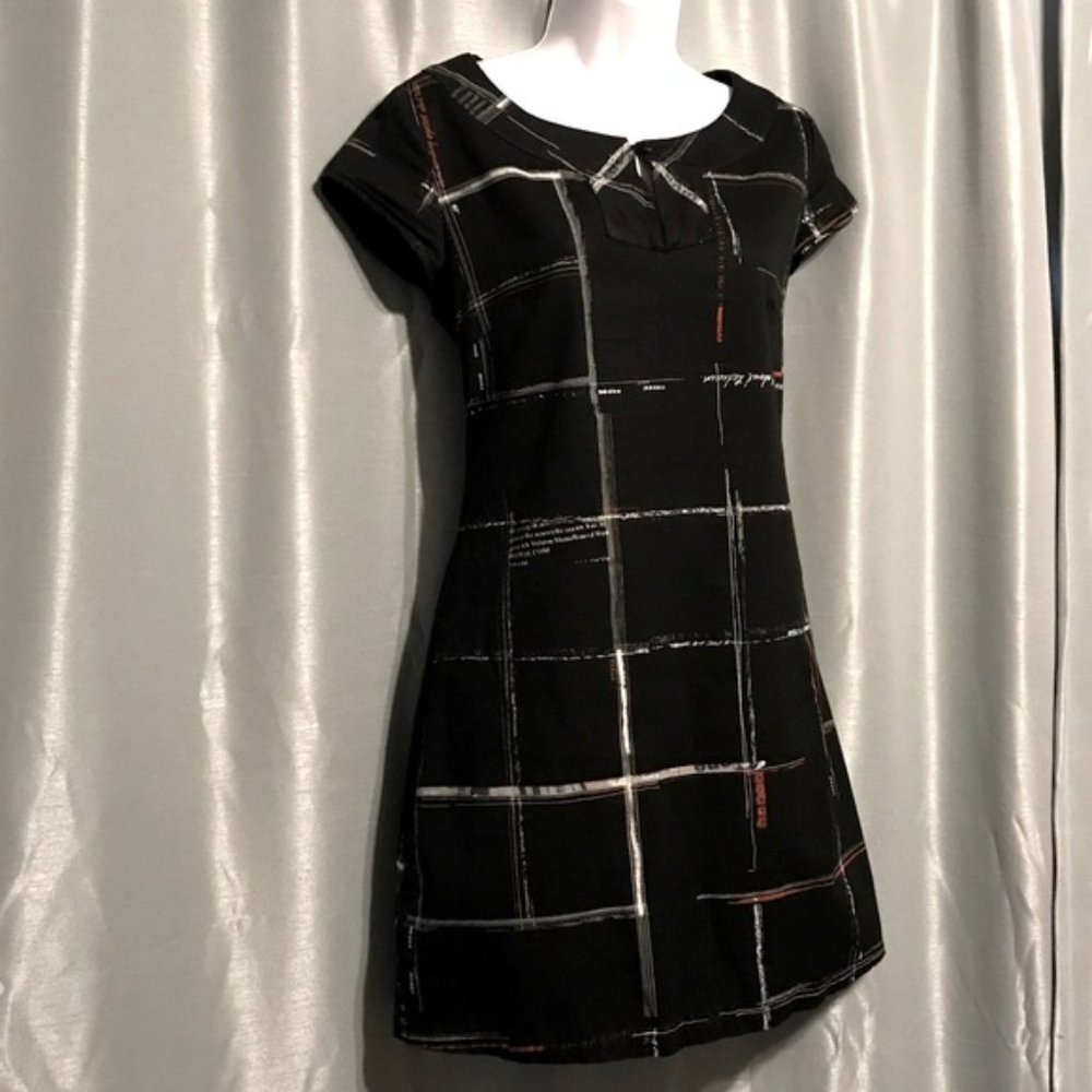 Volcom Black Dress with Typographic Detail - Picture 2 of 9